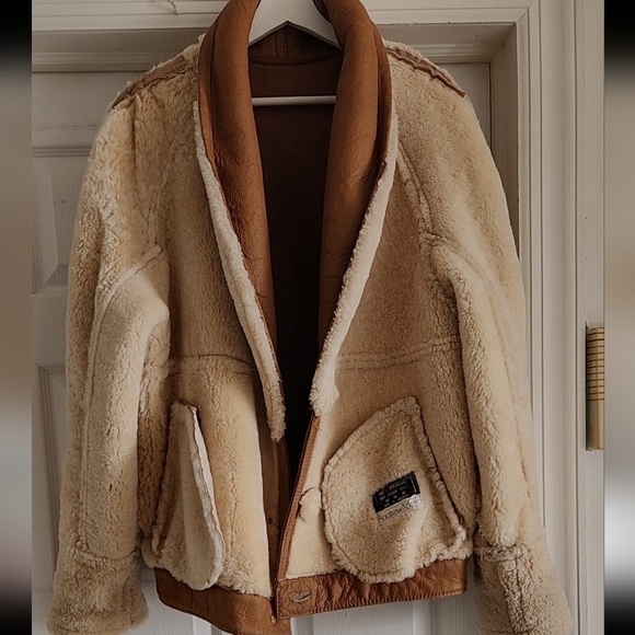 Andrew Marc Genuine Shearling Leather Jacket Coat - Picture 6 of 16